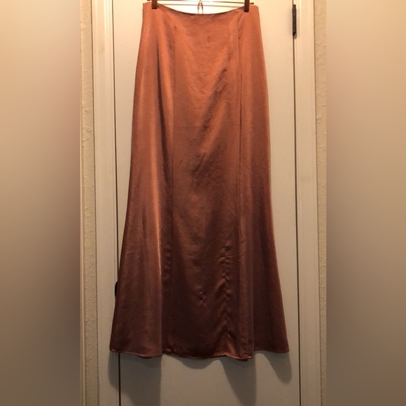 Forever 21 Dresses & Skirts - Rose Gold Maxi Skirt {XL}